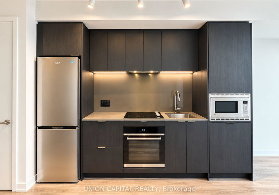 101-john-street-n-hamilton-ontario-x13858814