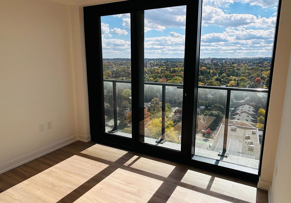 30-francis-street-s-kitchener-ontario-x13859032