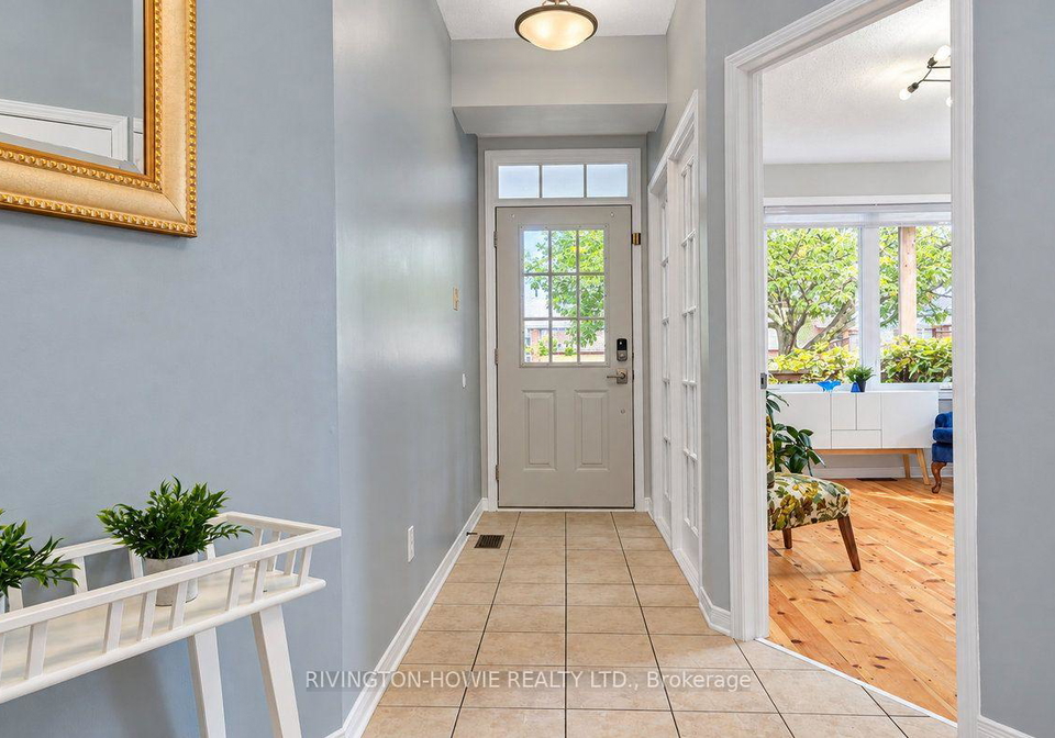 8-colindale-avenue-ottawa-ontario-x13859450