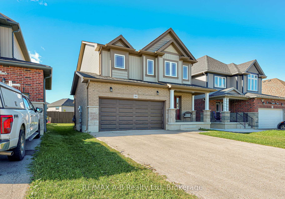 88-davidson-drive-stratford-ontario-x13859756