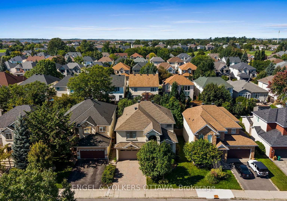18-pondhollow-way-ottawa-ontario-x13859890
