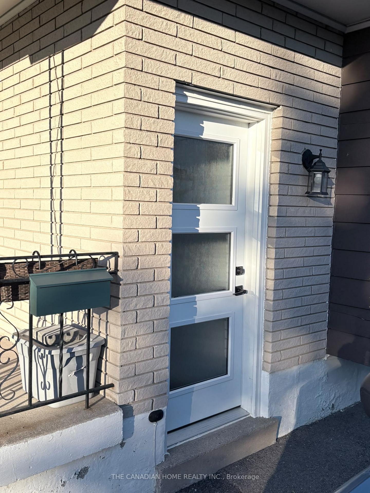 63-champlain-avenue-hamilton-ontario-x13859898