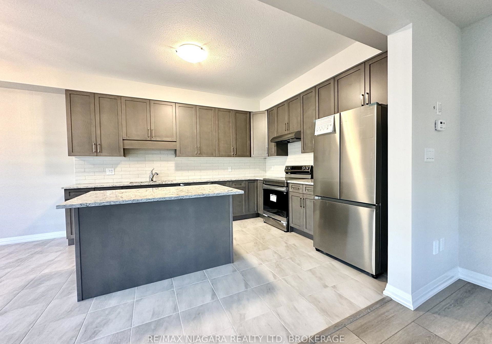 49-saffron-way-pelham-ontario-x13859908