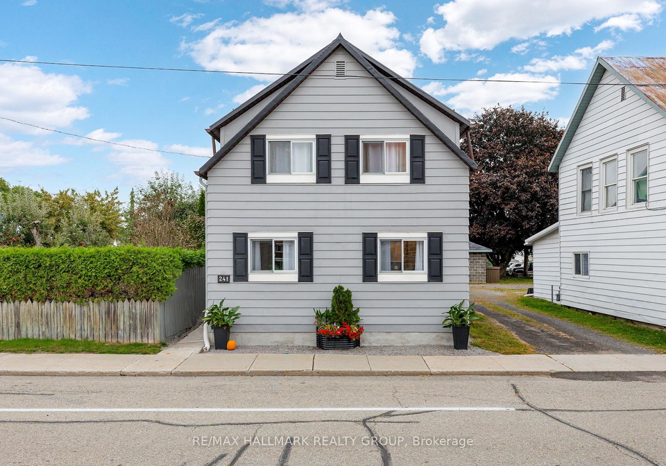 241-lewis-street-e-edwardsburghcardinal-ontario-x13859972