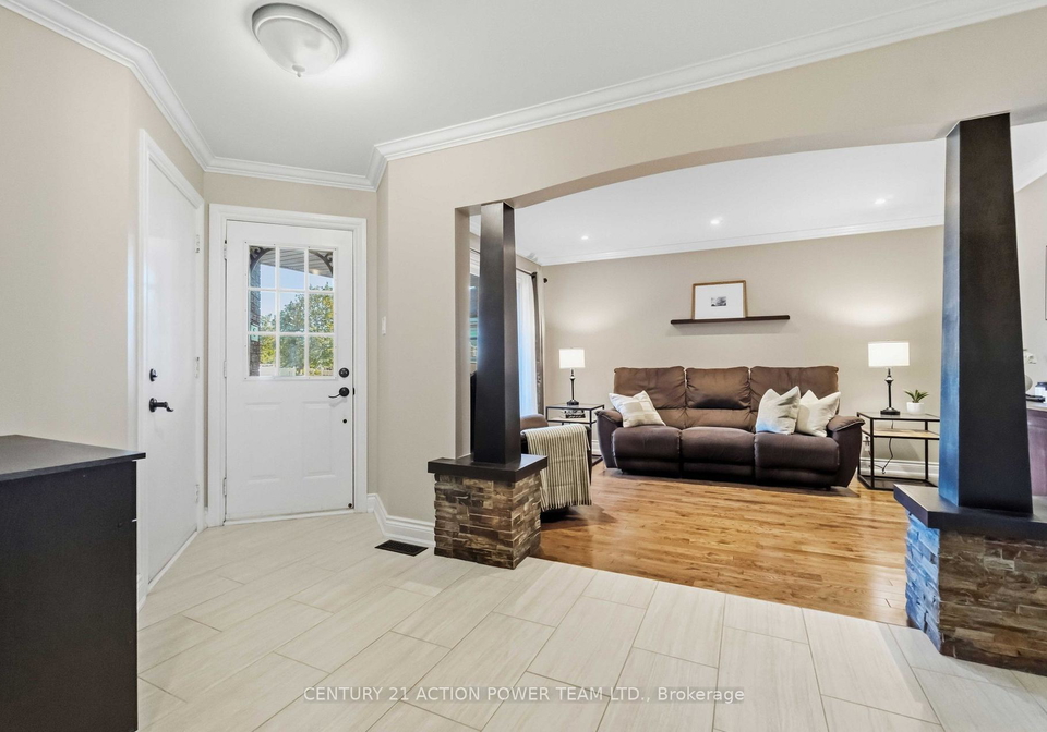 1032-sheenboro-crescent-ottawa-ontario-x13860180