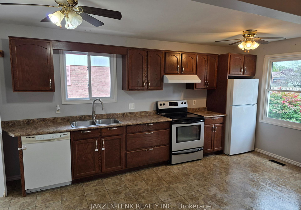 119-moore-avenue-aylmer-ontario-x13860582