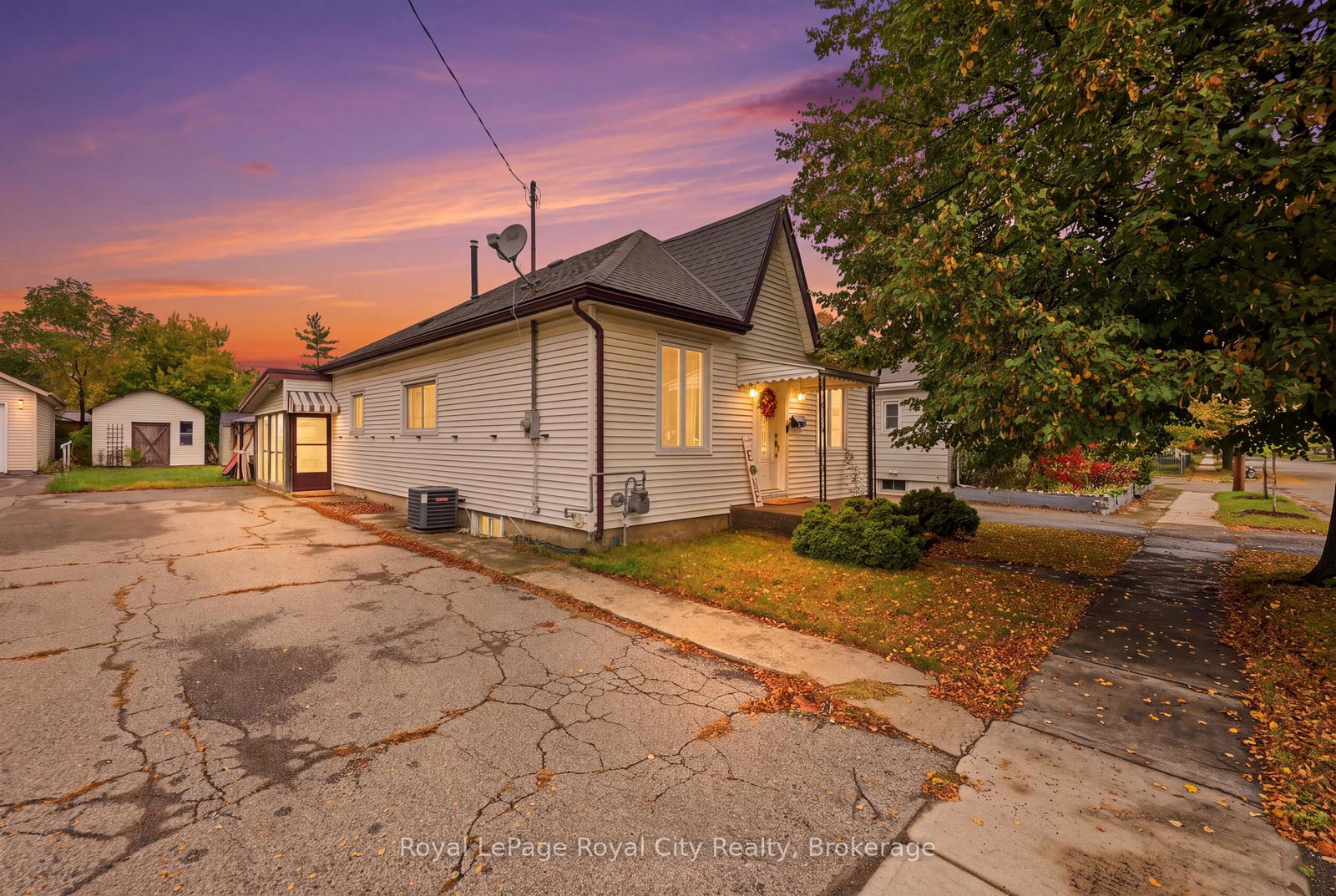 22-hill-avenue-brantford-ontario-x13860716