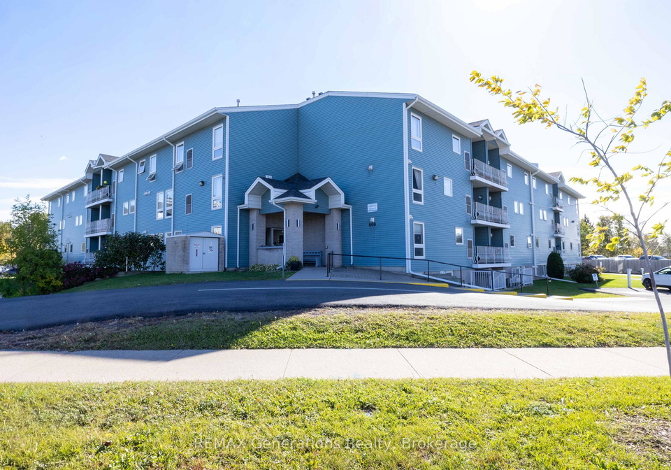 800-gordon-street-thunder-bay-ontario-x13860940