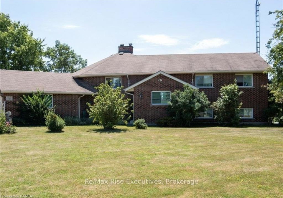 9358-county-road-2-greater-napanee-ontario-x13862328