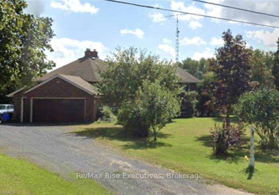9358-county-road-2-greater-napanee-ontario-x13862328