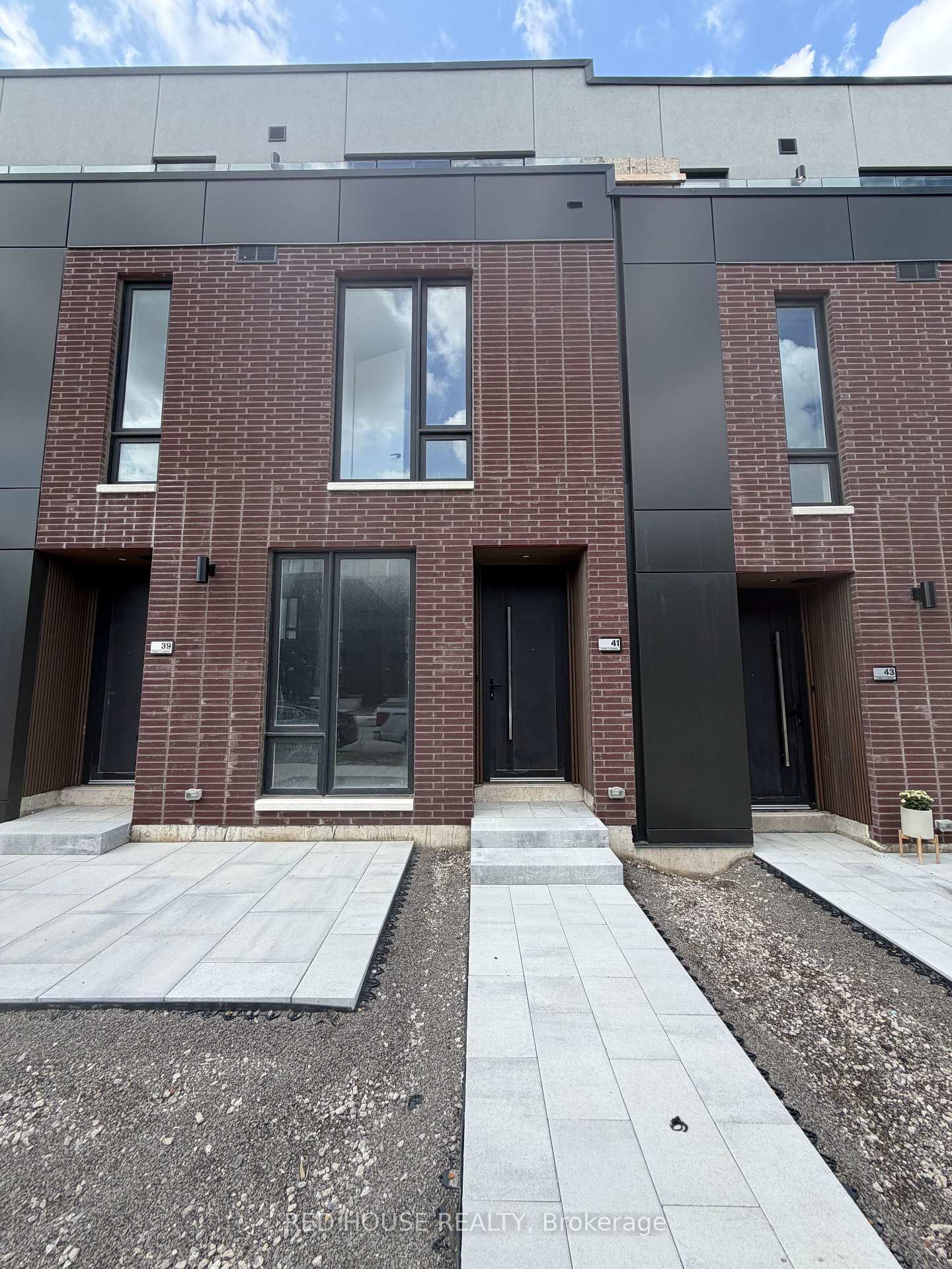 41-everett-common-st-catharines-ontario-x13863304