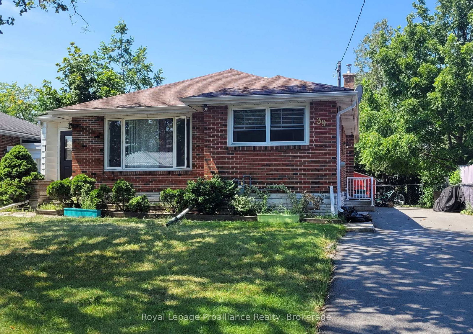 39-smith-crescent-belleville-ontario-x13863394