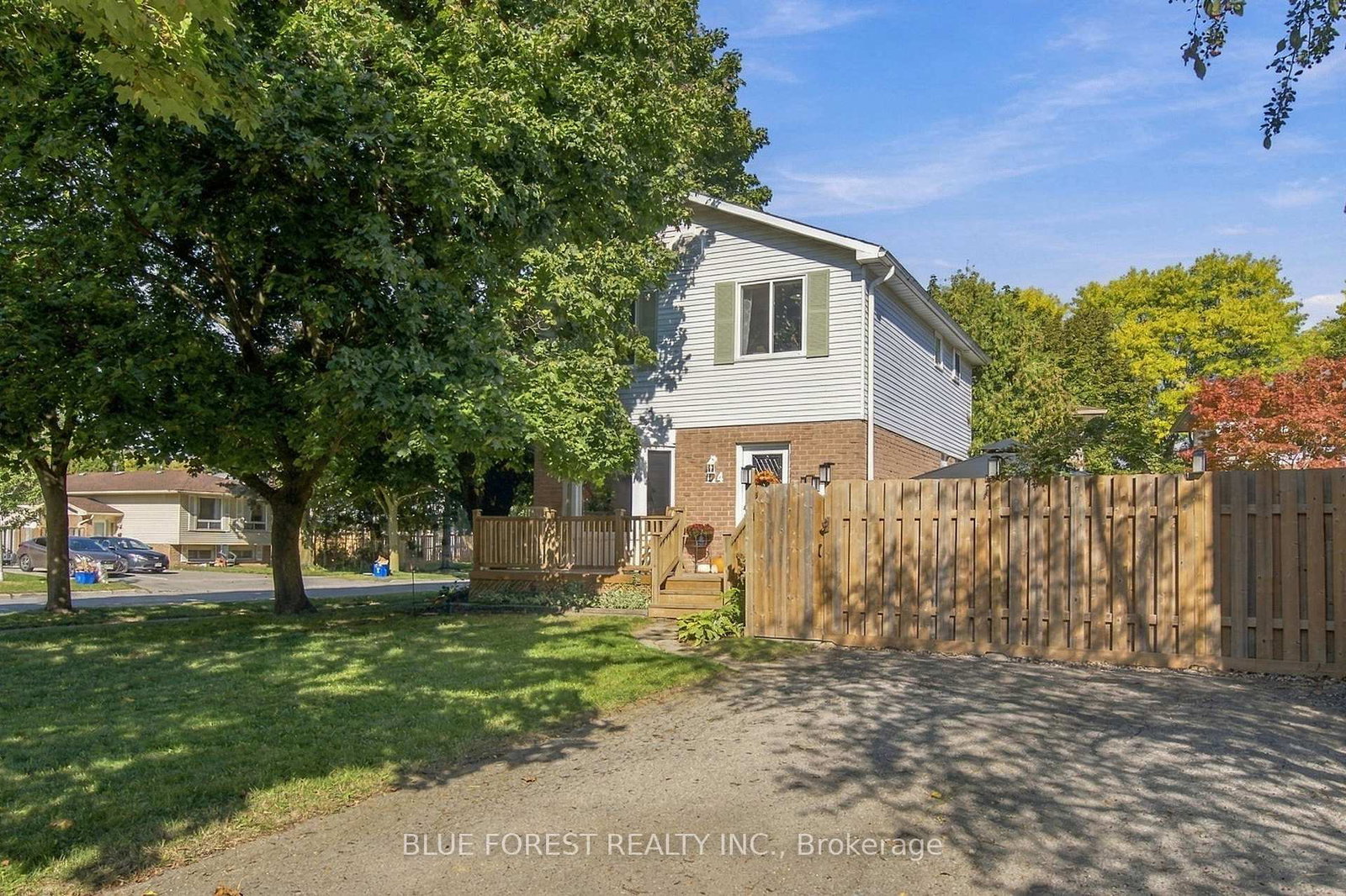 114-hearthside-place-london-east-ontario-x13863696