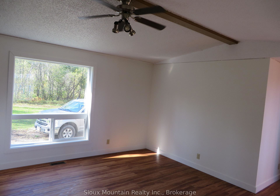 1-pelto-road-sioux-lookout-ontario-x13864256