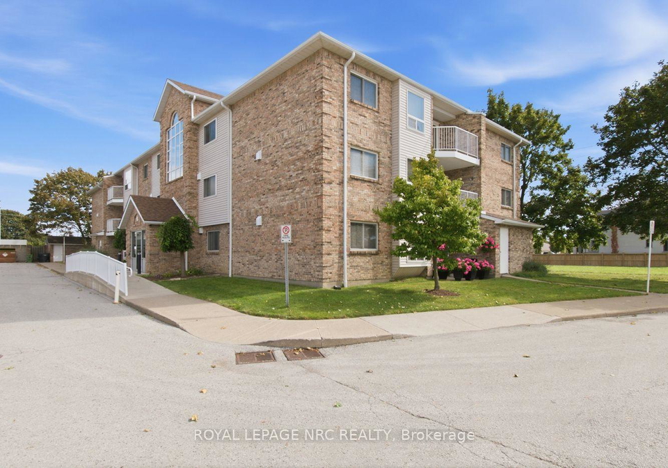 3011061-vansickle-road-n-st-catharines-ontario-x13864428