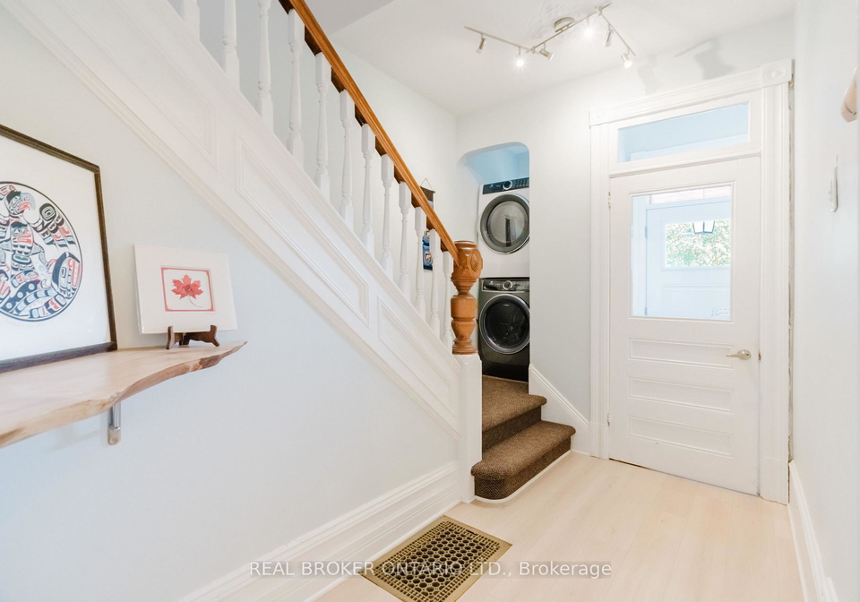 33-argyle-avenue-ottawa-ontario-x13865042