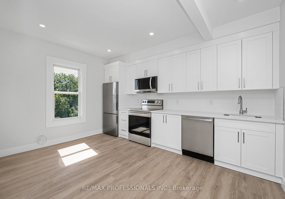 388-wilson-street-hamilton-ontario-x13865100