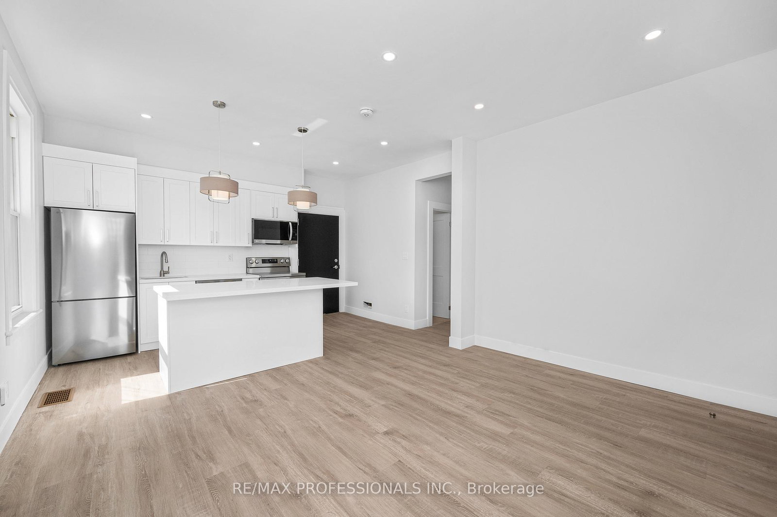 388-wilson-street-hamilton-ontario-x13865102