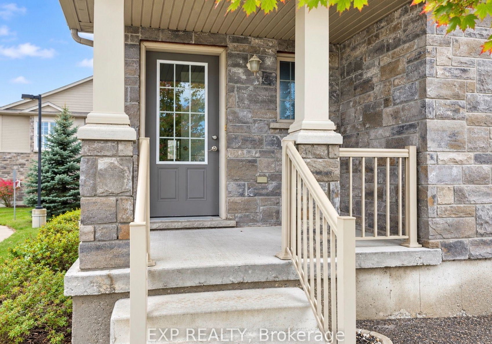 6-upper-mercer-street-e-kitchener-ontario-x13865162