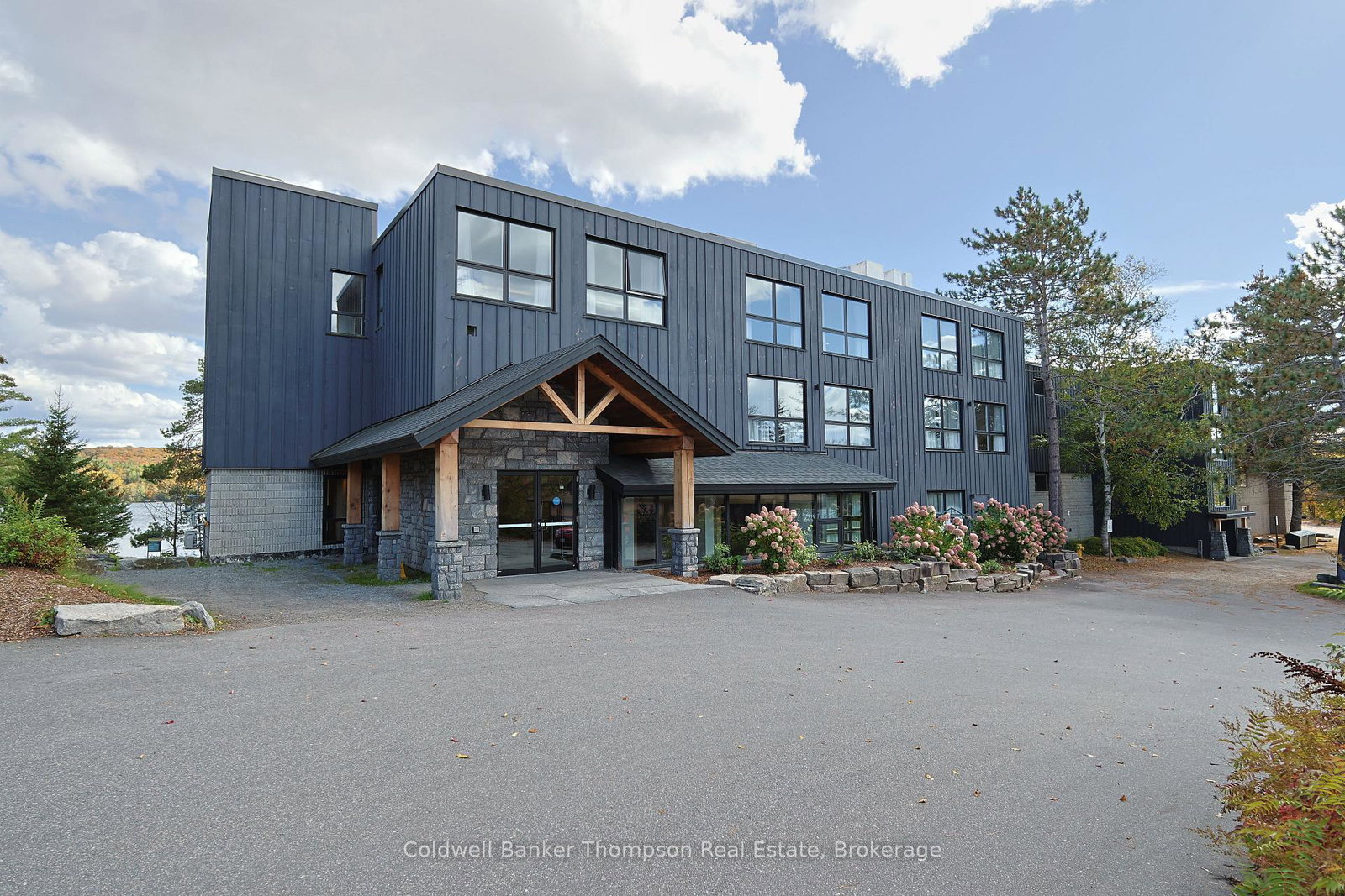 1235-deerhurst-bayshore-drive-huntsville-ontario-x13865276