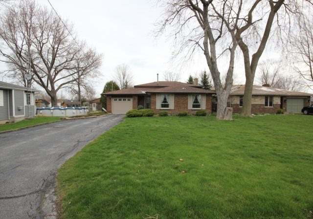 1010-county-road-22-lakeshore-ontario-x3480496