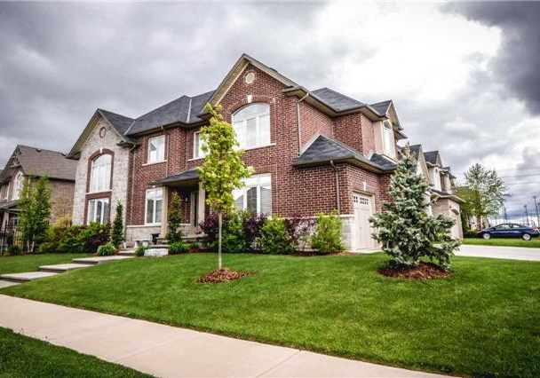 20-greti-drive-hamilton-ontario-x3960366