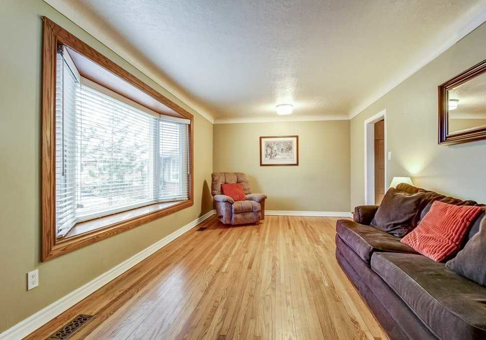393-east-16th-street-hamilton-ontario-x4335229