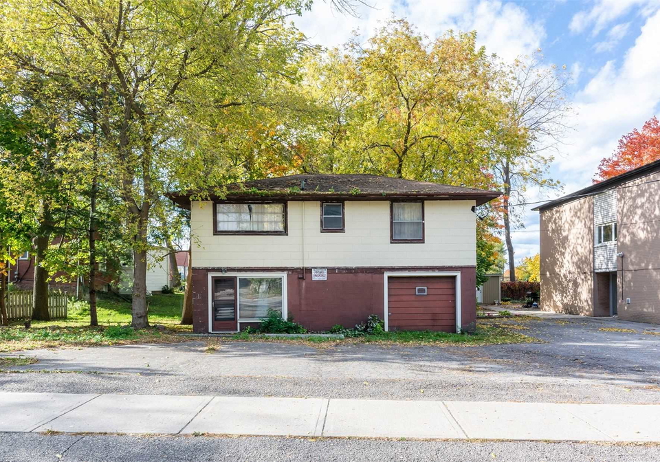 1-robinson-street-n-grimsby-ontario-x4616755