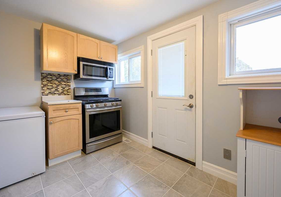 103-macaulay-street-e-hamilton-ontario-x4661457