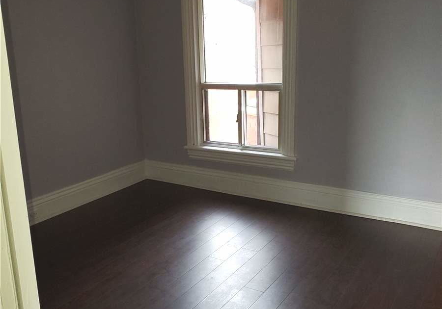 37-emerald-street-n-hamilton-ontario-x4897481