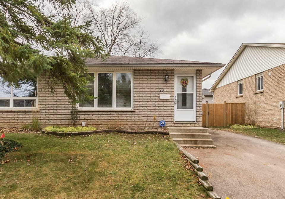 23-ivanhoe-road-brantford-ontario-x4991670