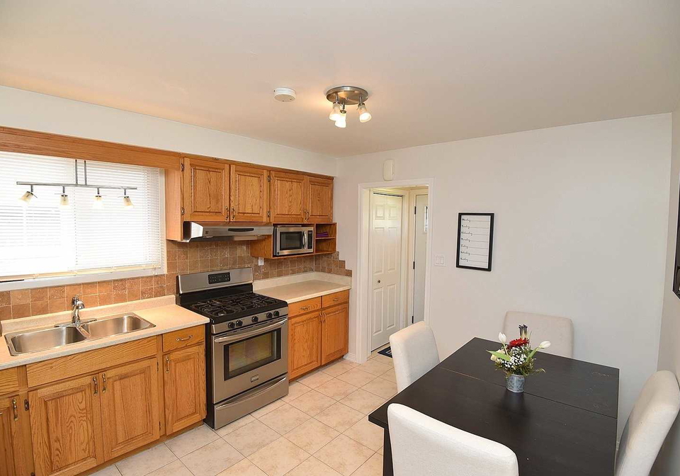 232-eaglewood-drive-hamilton-ontario-x5214176
