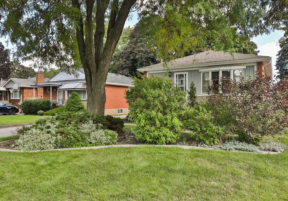 325-east-32nd-street-hamilton-ontario-x5388557