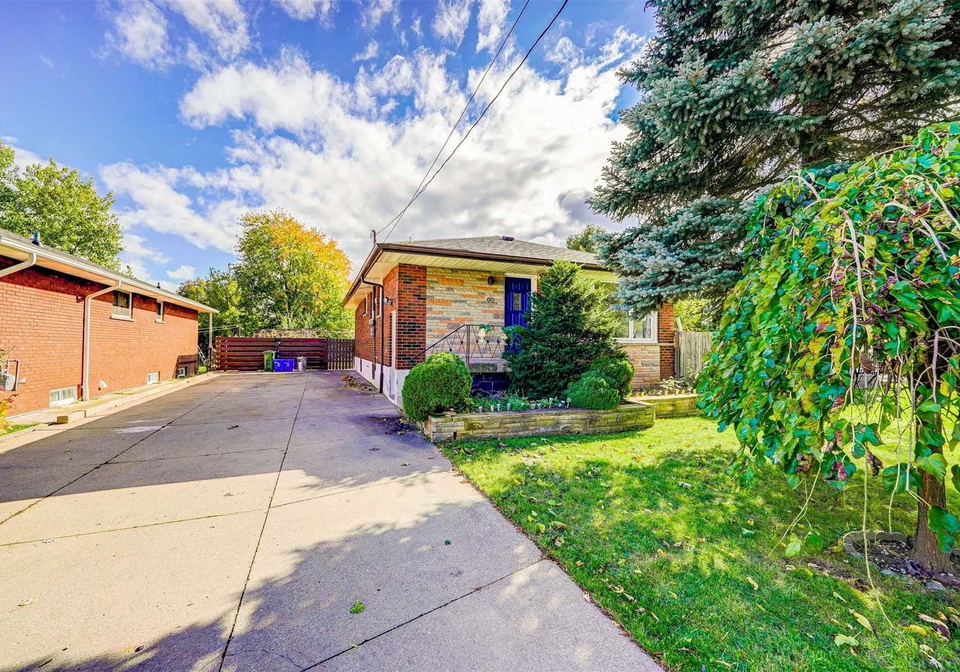99-warren-avenue-hamilton-ontario-x5422209