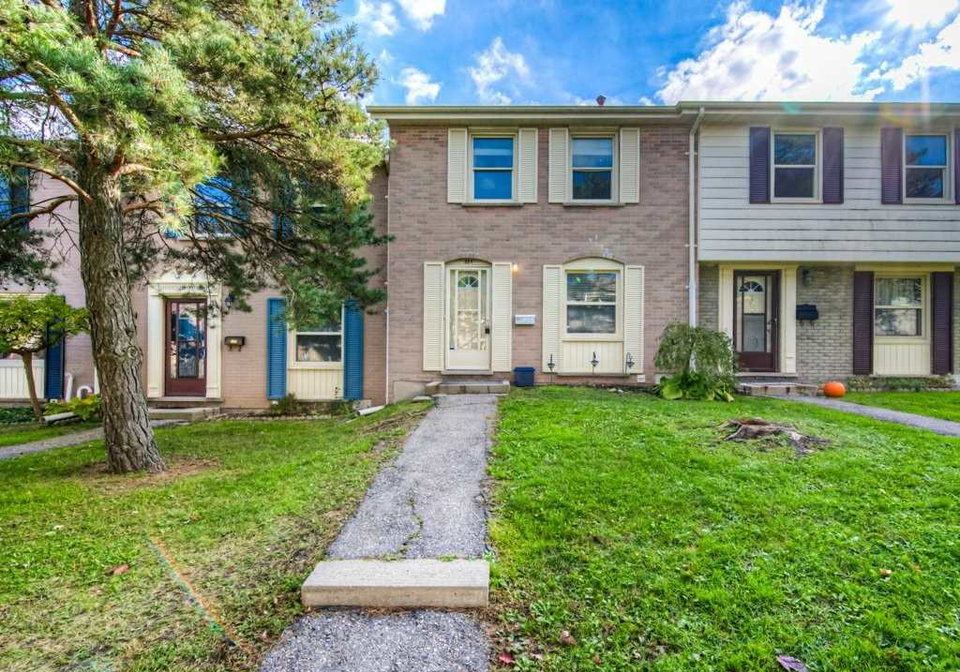 33-queenston-drive-kitchener-ontario-x5426330
