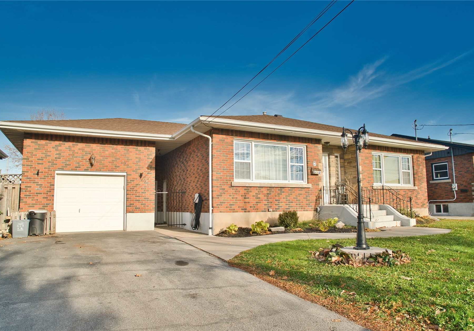 7-chalmers-street-st-catharines-ontario-x5439953