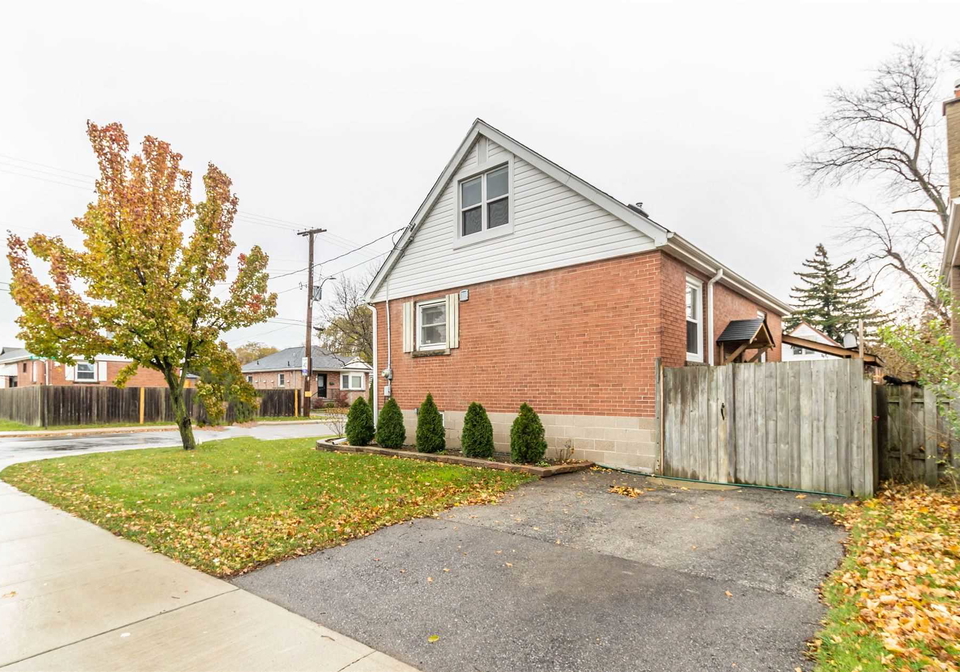 4-sunning-hill-avenue-hamilton-ontario-x5445961