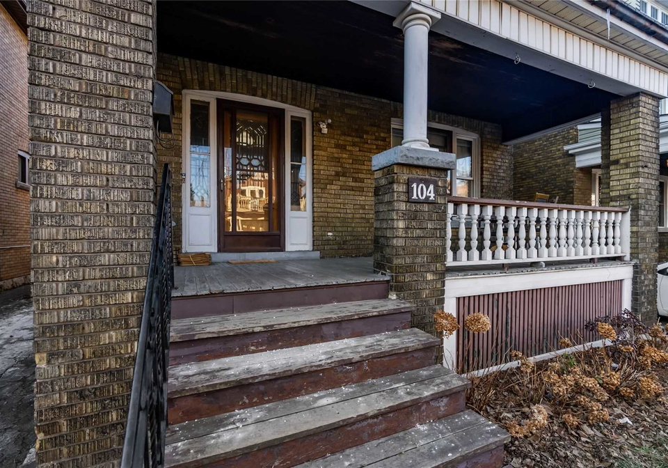 104-carrick-avenue-hamilton-ontario-x5469561