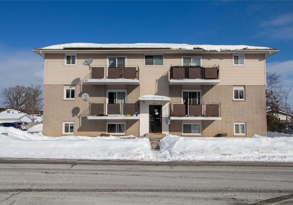 157-stanley-street-quinte-west-ontario-x5487297