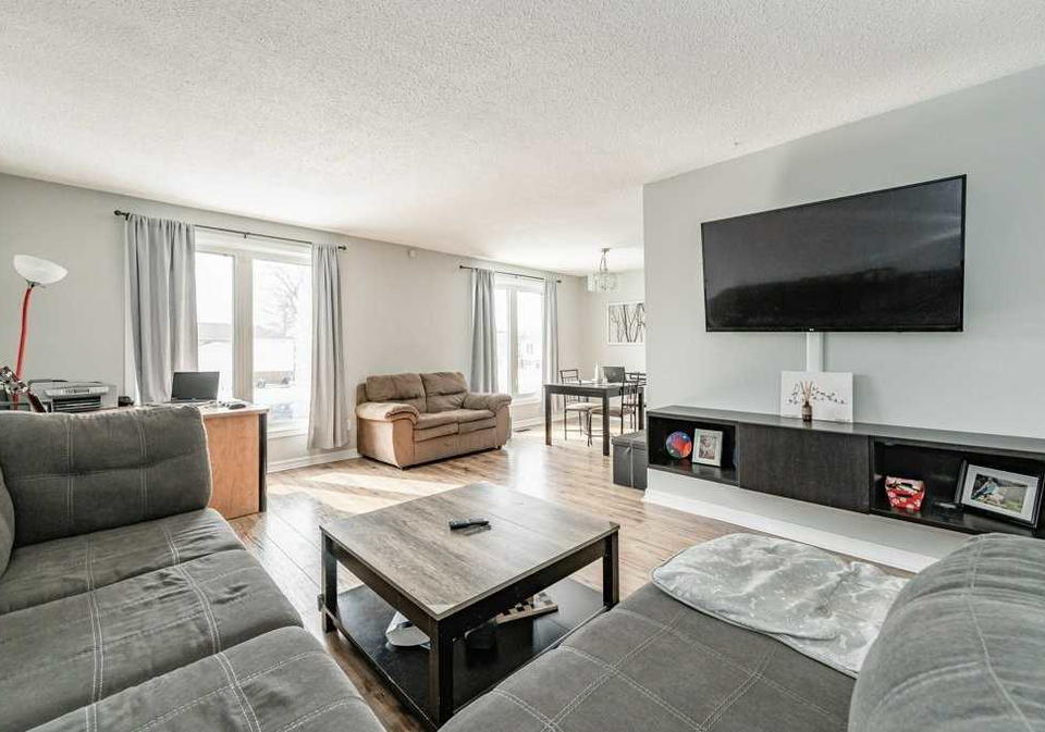 185-bellingham-drive-hamilton-ontario-x5520842