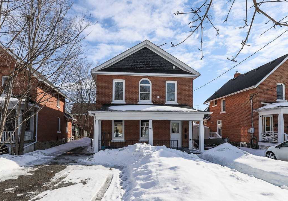 20-st-lawrence-street-kawartha-lakes-ontario-x5521455