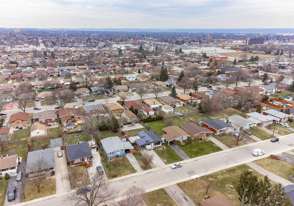 134-deschene-avenue-hamilton-ontario-x5567680
