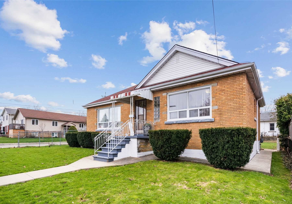 188-dumbarton-avenue-hamilton-ontario-x5584774
