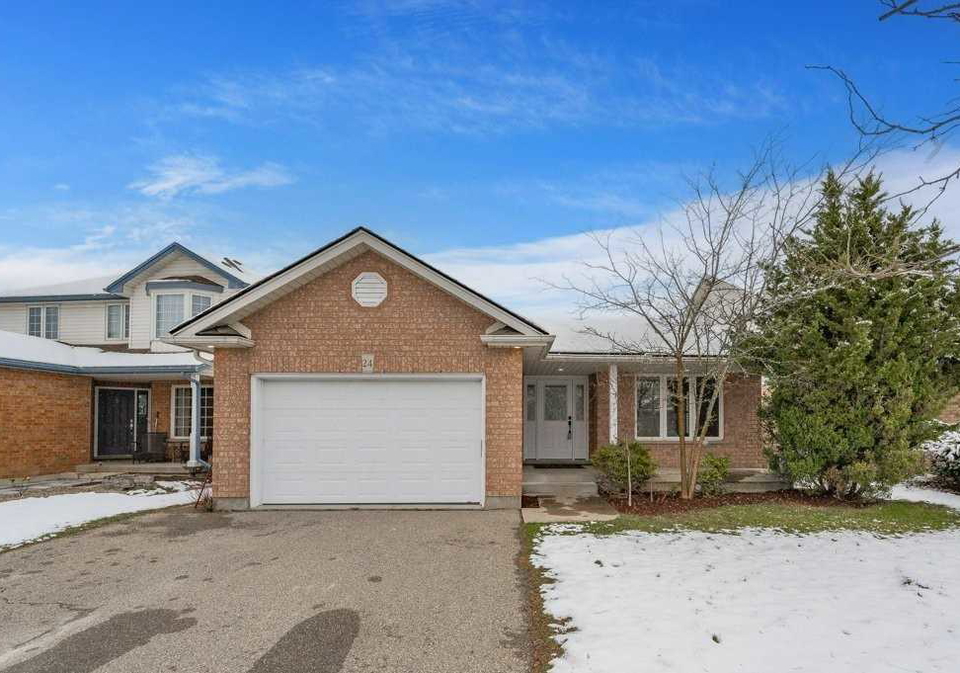 24-carroll-crescent-guelph-ontario-x5585737