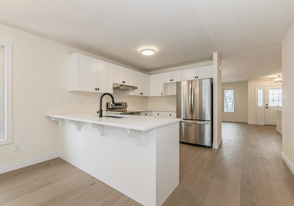 24-carroll-crescent-guelph-ontario-x5585737