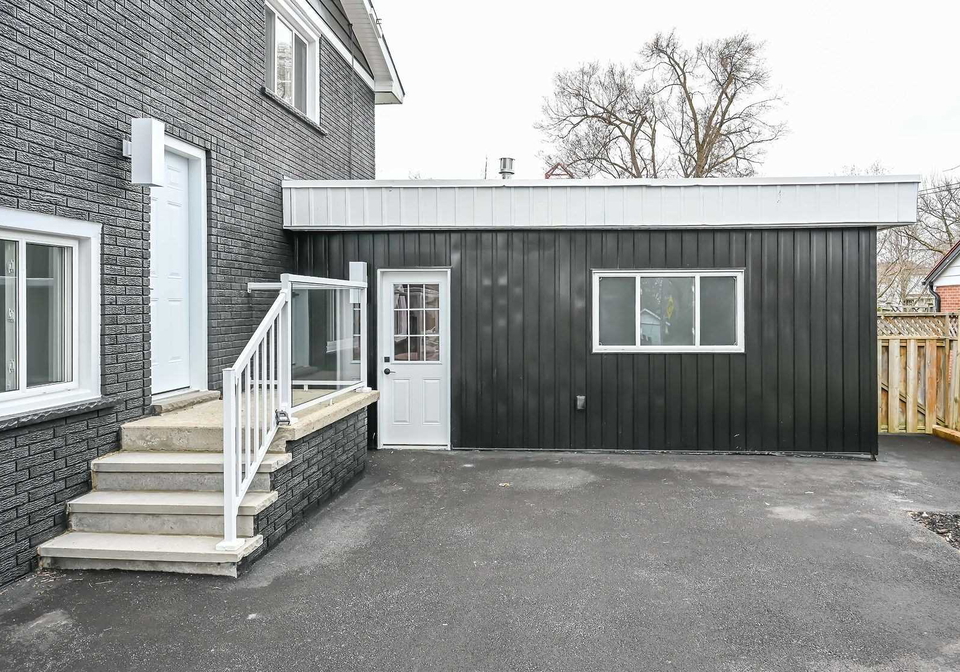 7-chester-road-hamilton-ontario-x5590043