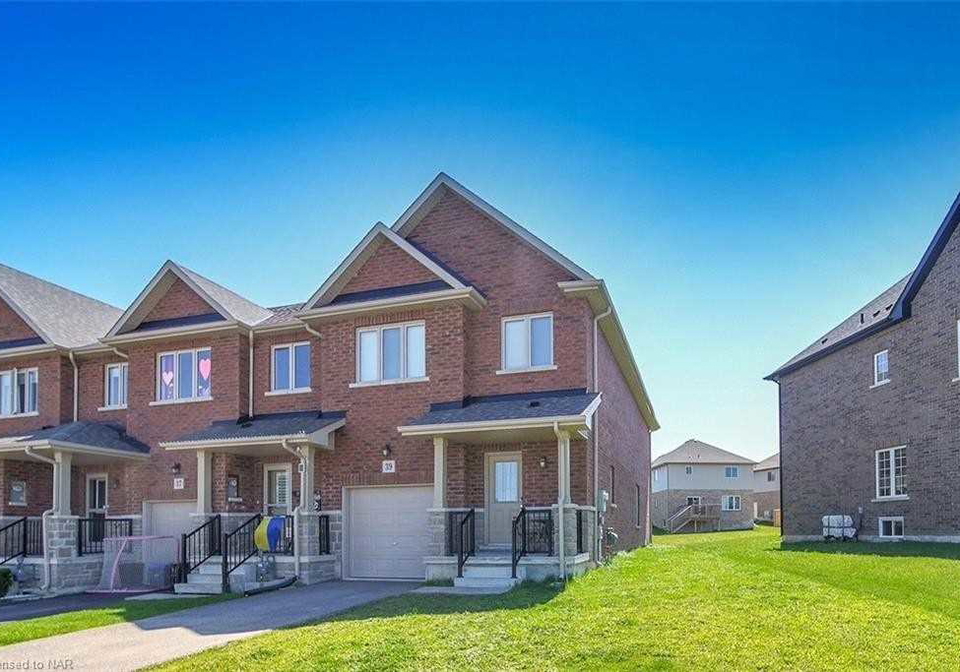 39-sunset-way-thorold-ontario-x5597768
