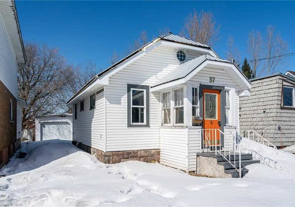37-algoma-avenue-sault-ste-marie-ontario-x5605513