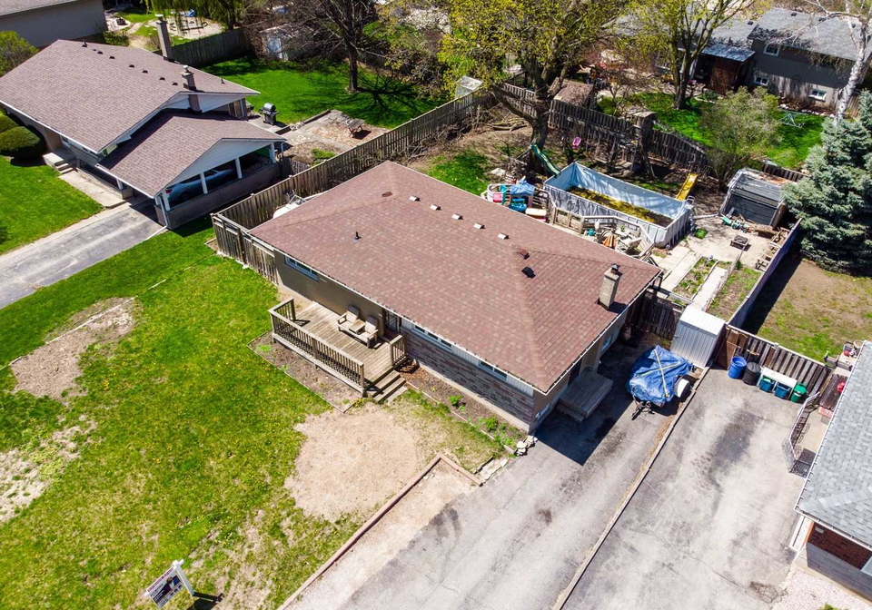28-redwood-road-brantford-ontario-x5612121