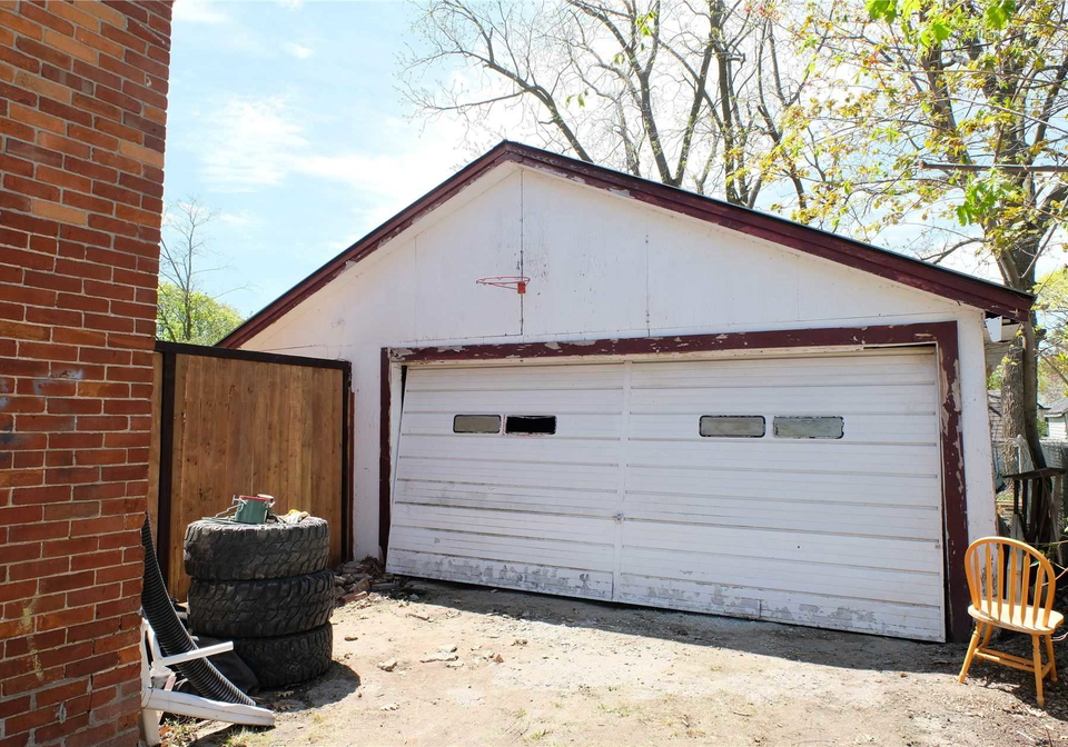 28-sinclair-street-belleville-ontario-x5615781